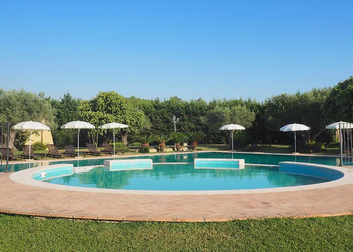 Borghetto Club Hotel 4*