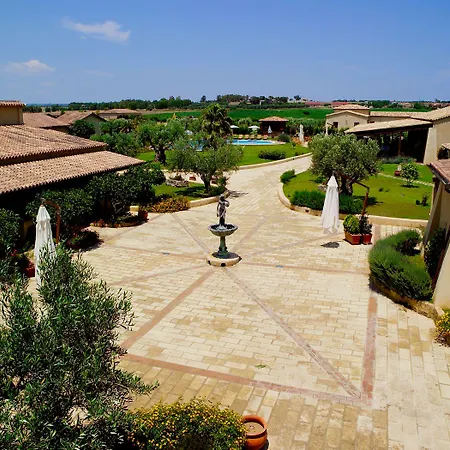 Hotel Borghetto Club